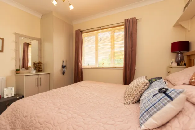 Photo of 37 The Crescent, Lakepoint, Mullingar, Co. Westmeath., N91 C5H9