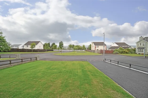 Photo of 16 Oakwood Park, Lismonaghan, Letterkenny, Co. Donegal, F92A6W4