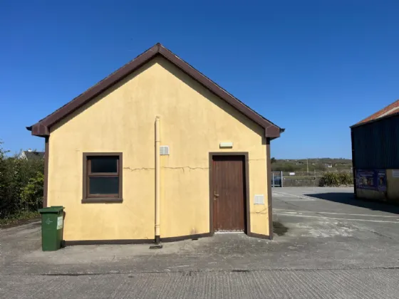 Photo of Commercial Buildings & Gated Yard, Glendine, Ennis Road, Miltown Malbay, Co. Clare., V95 HF58