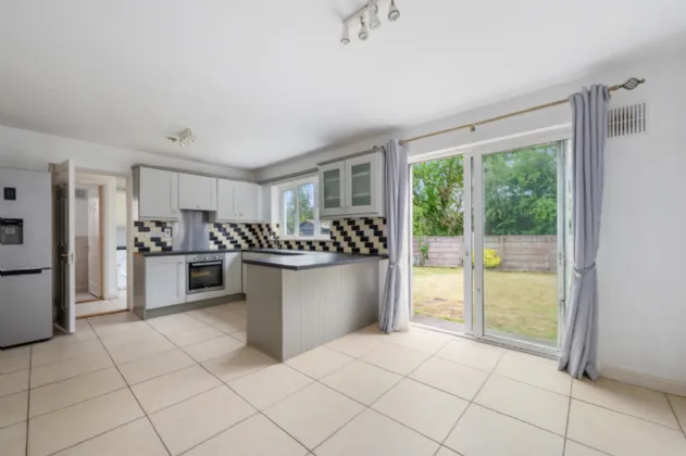 Photo of 52 Cluain Alainn, Hurlers Cross, Shannon, Co. Clare, V14 Y243