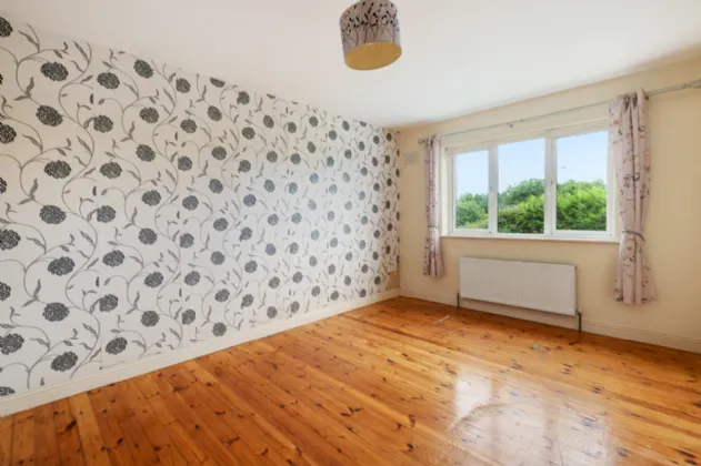 Photo of 52 Cluain Alainn, Hurlers Cross, Shannon, Co. Clare, V14 Y243