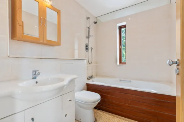 Photo of 10A Ailesbury Lawn, Dundrum, Dublin 14, D16 W218