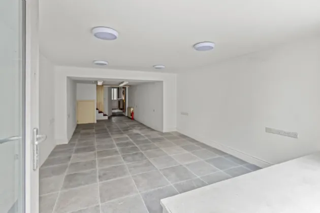 Photo of 2 Main Street, Skibbereen, Co Cork, P81 TW74