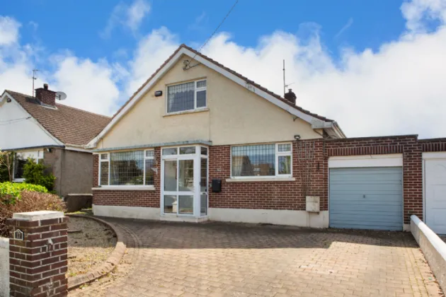 Photo of 17 Avondale Crescent, Killiney, Co Dublin, A96 HT21