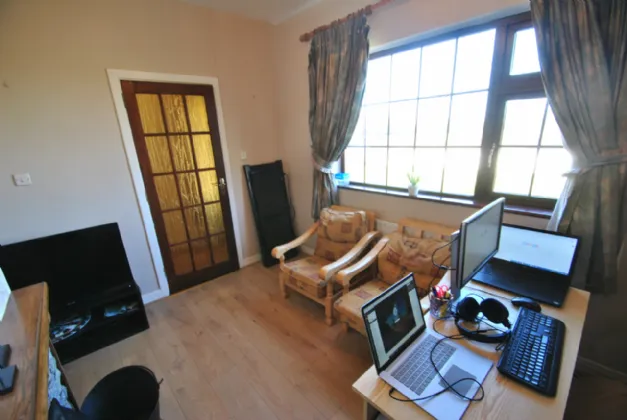 Photo of Mount Heaton, Roscrea, Co. Offaly, E53 TK50