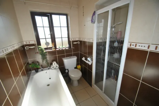 Photo of Mount Heaton, Roscrea, Co. Offaly, E53 TK50