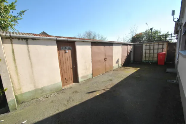 Photo of Mount Heaton, Roscrea, Co. Offaly, E53 TK50