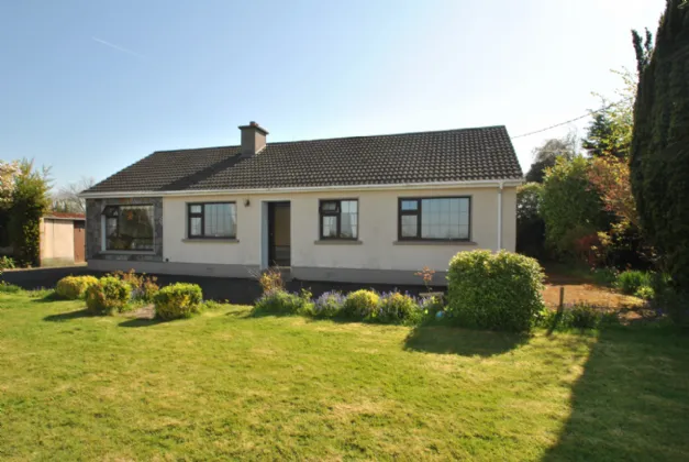 Photo of Mount Heaton, Roscrea, Co. Offaly, E53 TK50