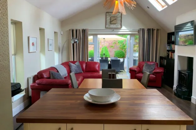 Photo of 24 Upper Glencairn, Glanmire, Riverstown, Co. Cork, T45 NT32