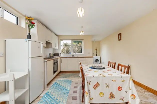 Photo of 6 Cross Street, New Ross, Co. Wexford, Y34 T275