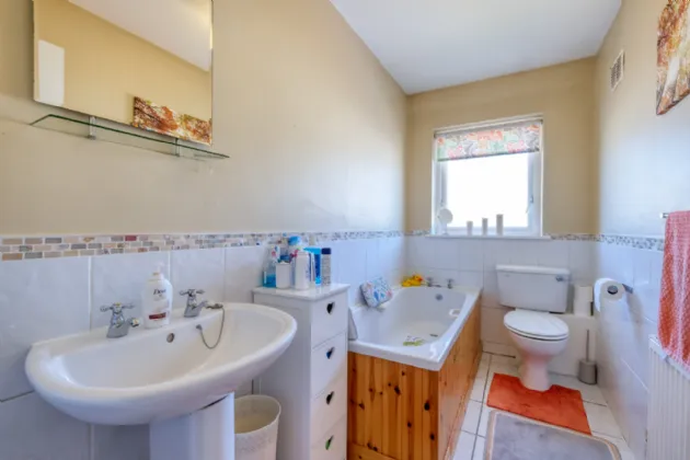 Photo of 21 Oaklands Green, Ballinalee Road, Longford, N39 T9T2