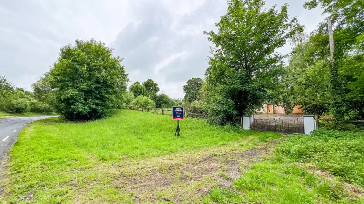 Photo of Derelict Bungalow On Circa 1.59 Acr, Brownsbarn, Thomastown, Co Kilkenny, R95 AK5V