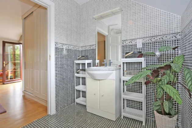 Photo of Ard Cloch, Reaskaun, Larchill, Ennis, Co Clare, V95 EDE2