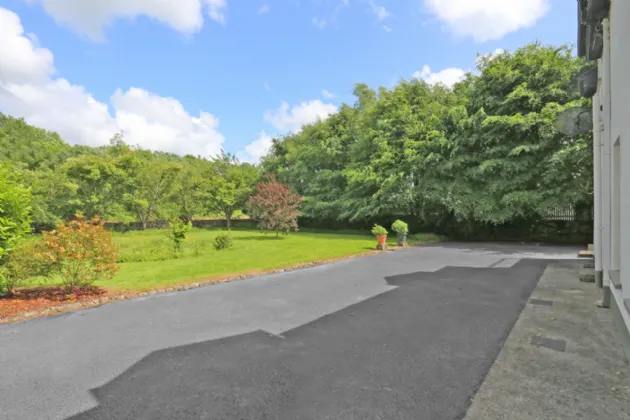 Photo of Ard Cloch, Reaskaun, Larchill, Ennis, Co Clare, V95 EDE2