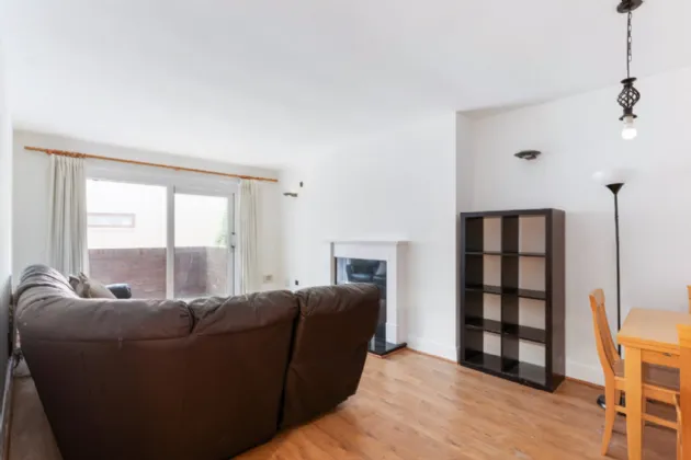 Photo of 2 Gilford Pines, Sandymount, Dublin 4, D04 A365