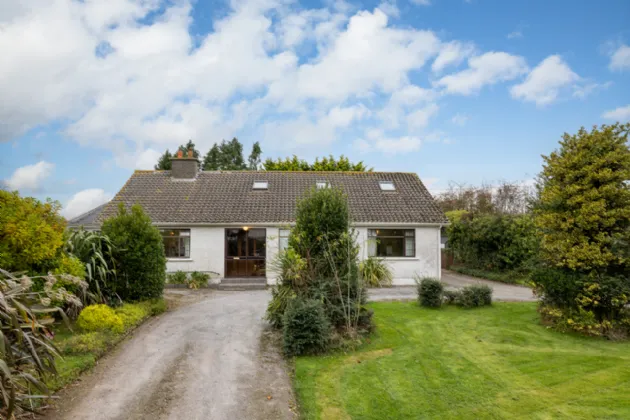 Photo of Clonroche, Clonroche Village, Co Wexford., Y21 X750