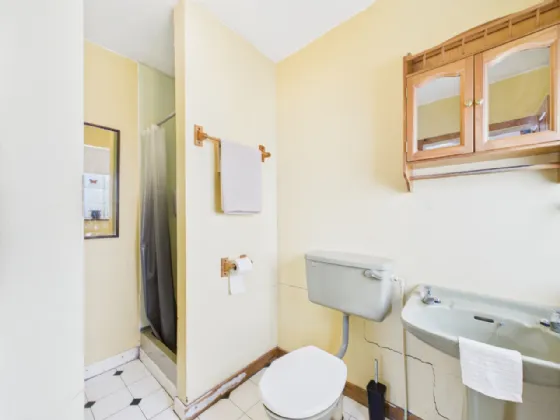 Photo of 16 Castlefield, Kilkee, Co. Clare, V15 K351