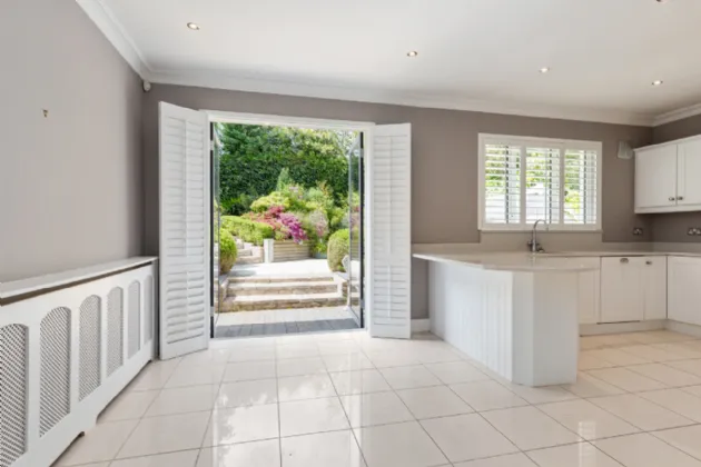 Photo of 13 Holmwood, Cabinteely, Dubin 18, D18 XV63