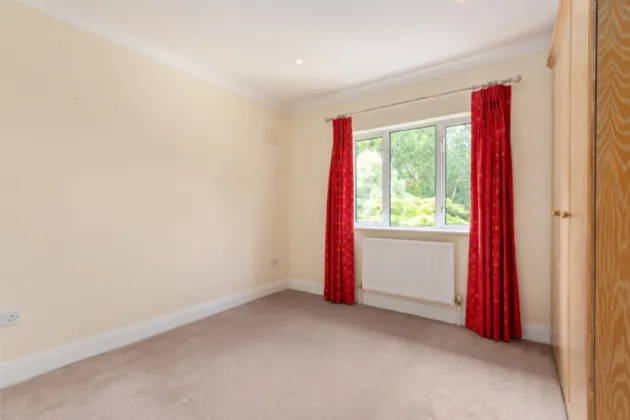 Photo of 13 Holmwood, Cabinteely, Dubin 18, D18 XV63