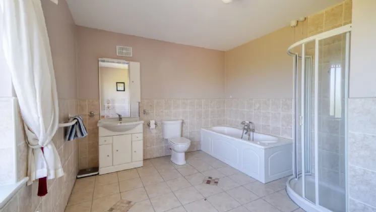 Photo of Cross Aghaboe, Ballacolla,, Co.Laois, R32X952