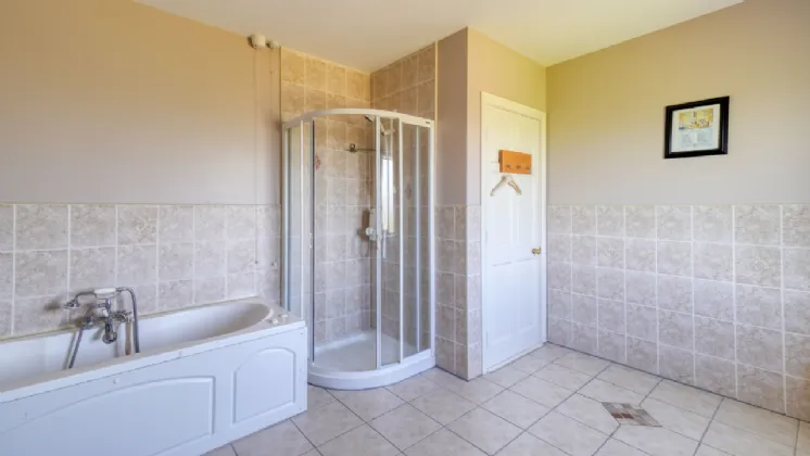 Photo of Cross Aghaboe, Ballacolla,, Co.Laois, R32X952