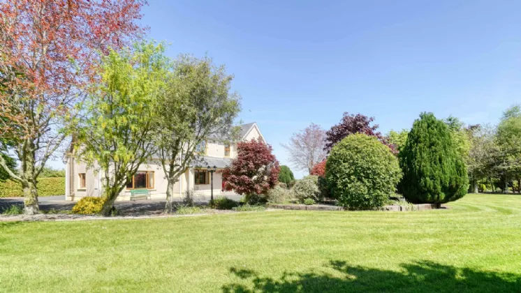 Photo of Cross Aghaboe, Ballacolla,, Co.Laois, R32X952