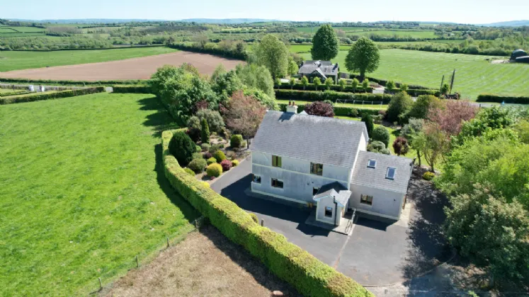 Photo of Cross Aghaboe, Ballacolla,, Co.Laois, R32X952