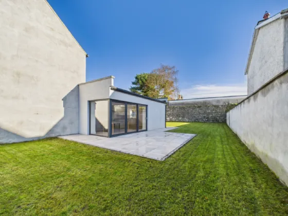 Photo of 30 Summerhill, Nenagh, Co. Tipperary, E45 CA46