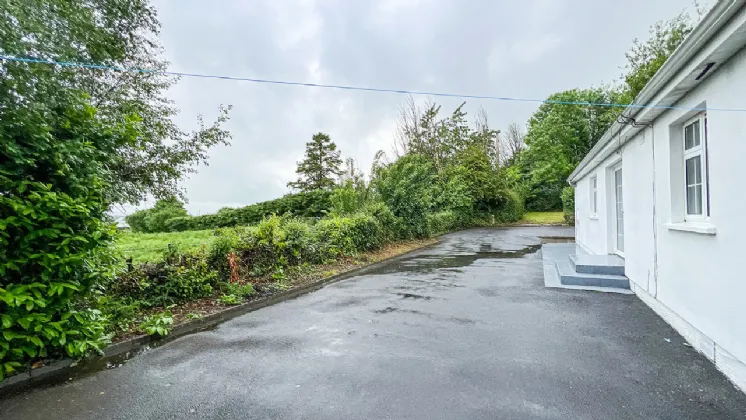 Photo of Tall Trees, Jerpoint West, Station Road, Thomastown, Co Kilkenny, R95 H2D7