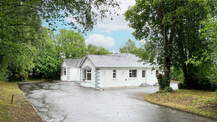 Photo of Tall Trees, Jerpoint West, Station Road, Thomastown, Co Kilkenny, R95 H2D7