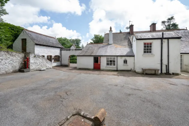 Photo of Ballynona Cottage, Ballynona South, Midleton, Co Cork, P25 E009