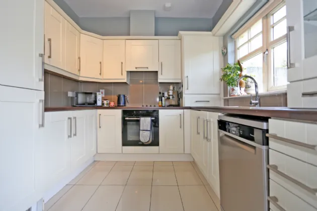 Photo of 24 Cairnsfort, Golf Links Road, Castletroy, Limerick, V94 KW3C