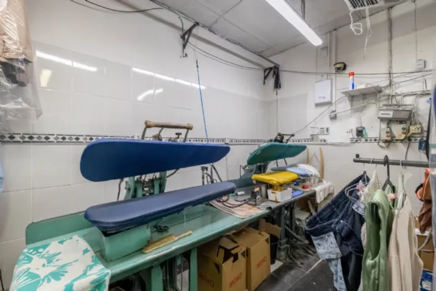 Photo of Avenue Road Dry Cleaners, Unit 3, Greenacres Shopping Centre, The Long Avenue, Marshes Lower, Dundalk