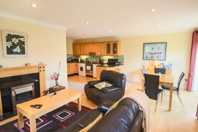 Photo of 6 The Pavillion, Central Park, Carrick-On-Shannon, Co. Leitrim, N41 RD73