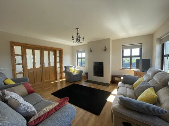 Photo of Ashtree House, Knockrooskey, Westport, Co. Mayo, F28 XW83