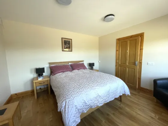 Photo of Ashtree House, Knockrooskey, Westport, Co. Mayo, F28 XW83