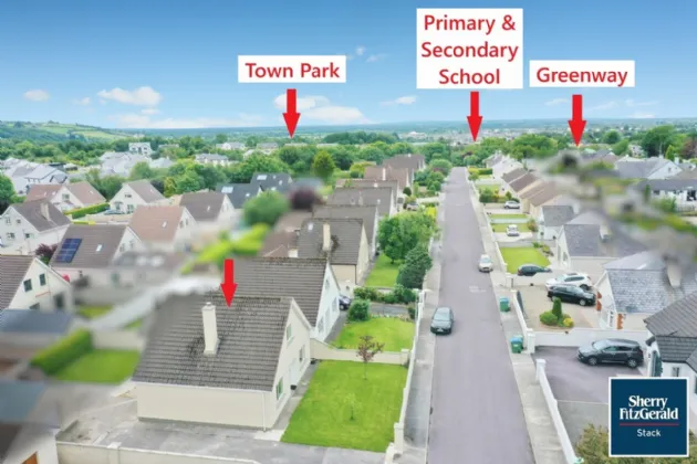 Photo of 15 Woodview, Listowel, Co Kerry, V31EE76