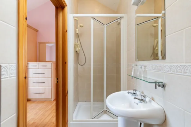 Photo of 17 Coolevin Road, Long Lane, Dublin 8, D08Y5N5