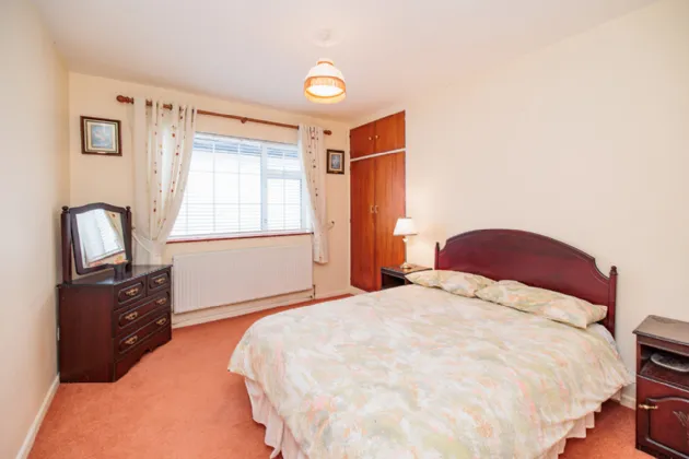 Photo of 12 Oakwood, Kilfera, Bennettsbridge Road, Kilkenny, R95 D2XH