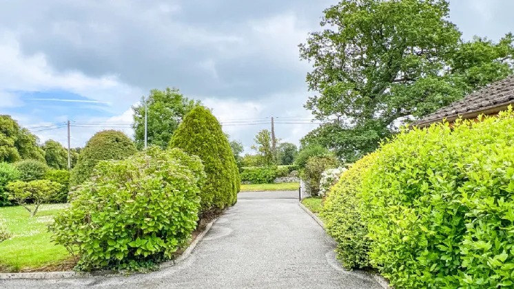 Photo of 12 Oakwood, Kilfera, Bennettsbridge Road, Kilkenny, R95 D2XH