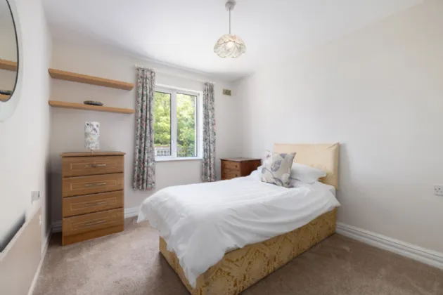 Photo of 12 Maryland, Shankill, Dublin 18, D18 K7W6