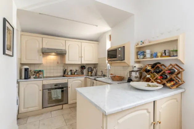 Photo of Apt 7, 115 Strand Road, Sandymount, Dublin 4, D04 KF53