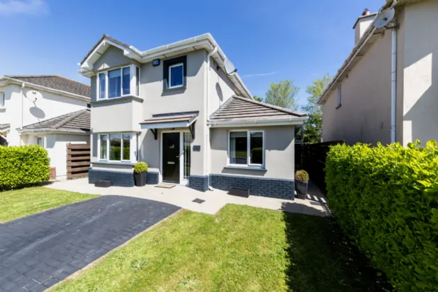 Photo of 2 Hillview, Whiterock Hill, Wexford, Y35 Y9P4