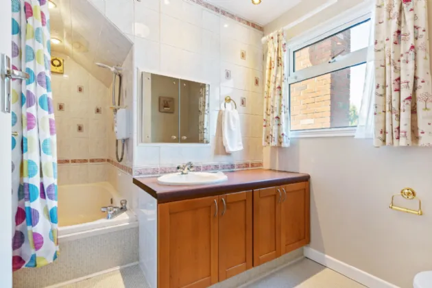 Photo of Lough Bawn, Newtownpark Avenue, Blackrock, Co. Dublin, A94 C3V5