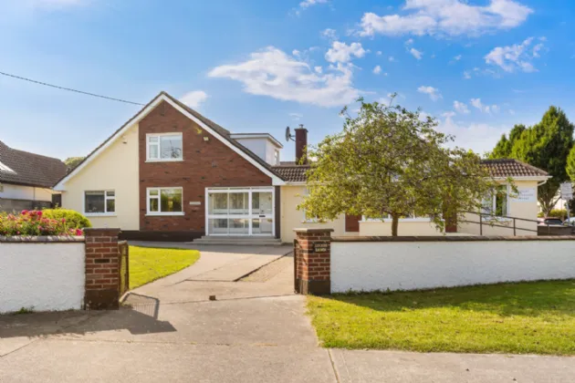 Photo of Lough Bawn, Newtownpark Avenue, Blackrock, Co. Dublin, A94 C3V5