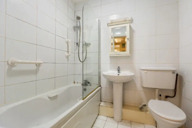 Photo of 21 Melmore House, Eglinton Court, Donnybrook, Dublin 4, D04 PN47