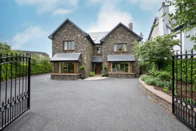 Photo of 40 Wheatfields, Kilmoney, Carrigaline, Co. Cork, P43 DY70