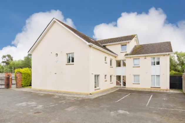 Photo of Apt 13, Clonard Court, Kimmage, Dublin 12, D12 W304