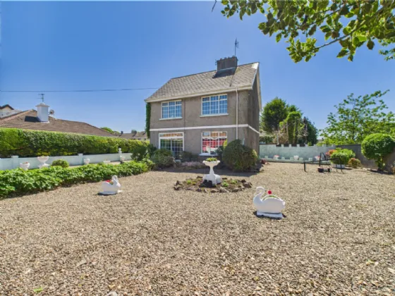 Photo of New Road, Ennis, Co. Clare., V95 XV7K