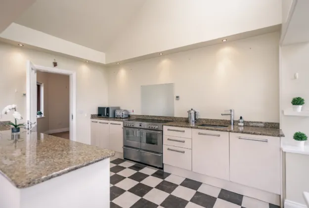 Photo of Aisling House, Derrylough, Tuosist, Kenmare, Co. Kerry, V93 XH64